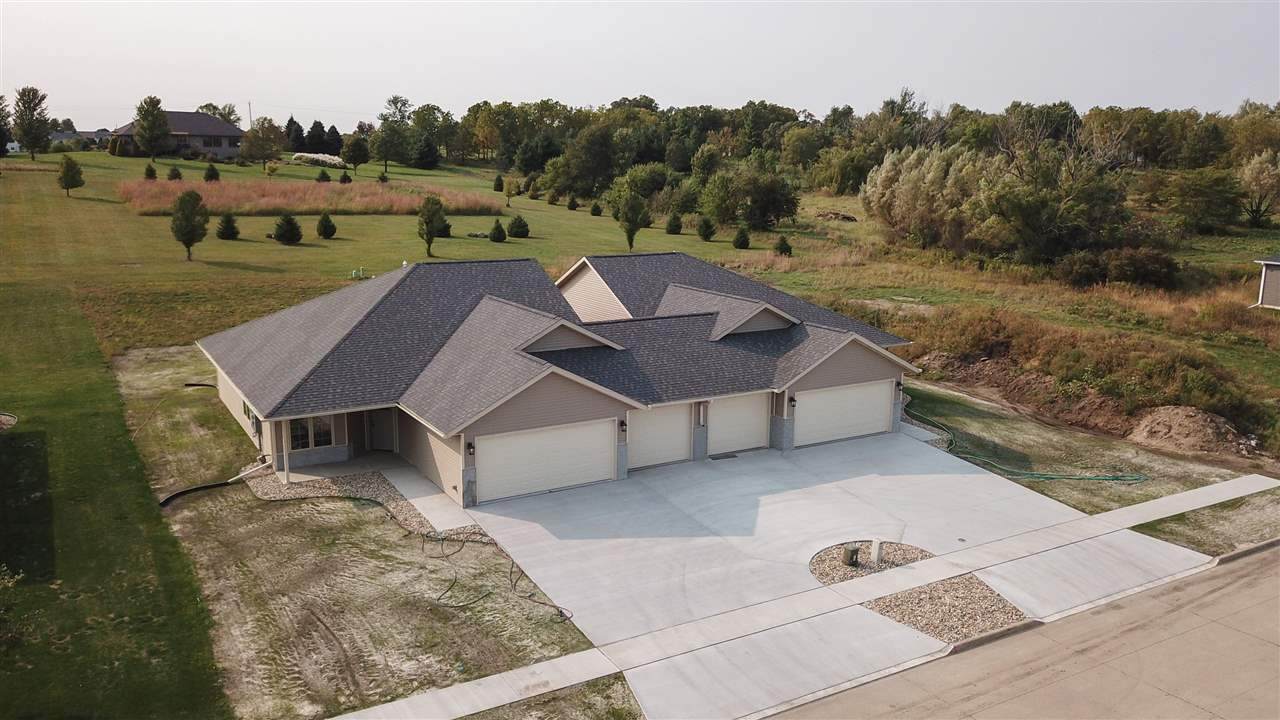 1417 Watson Way - Photo 1
