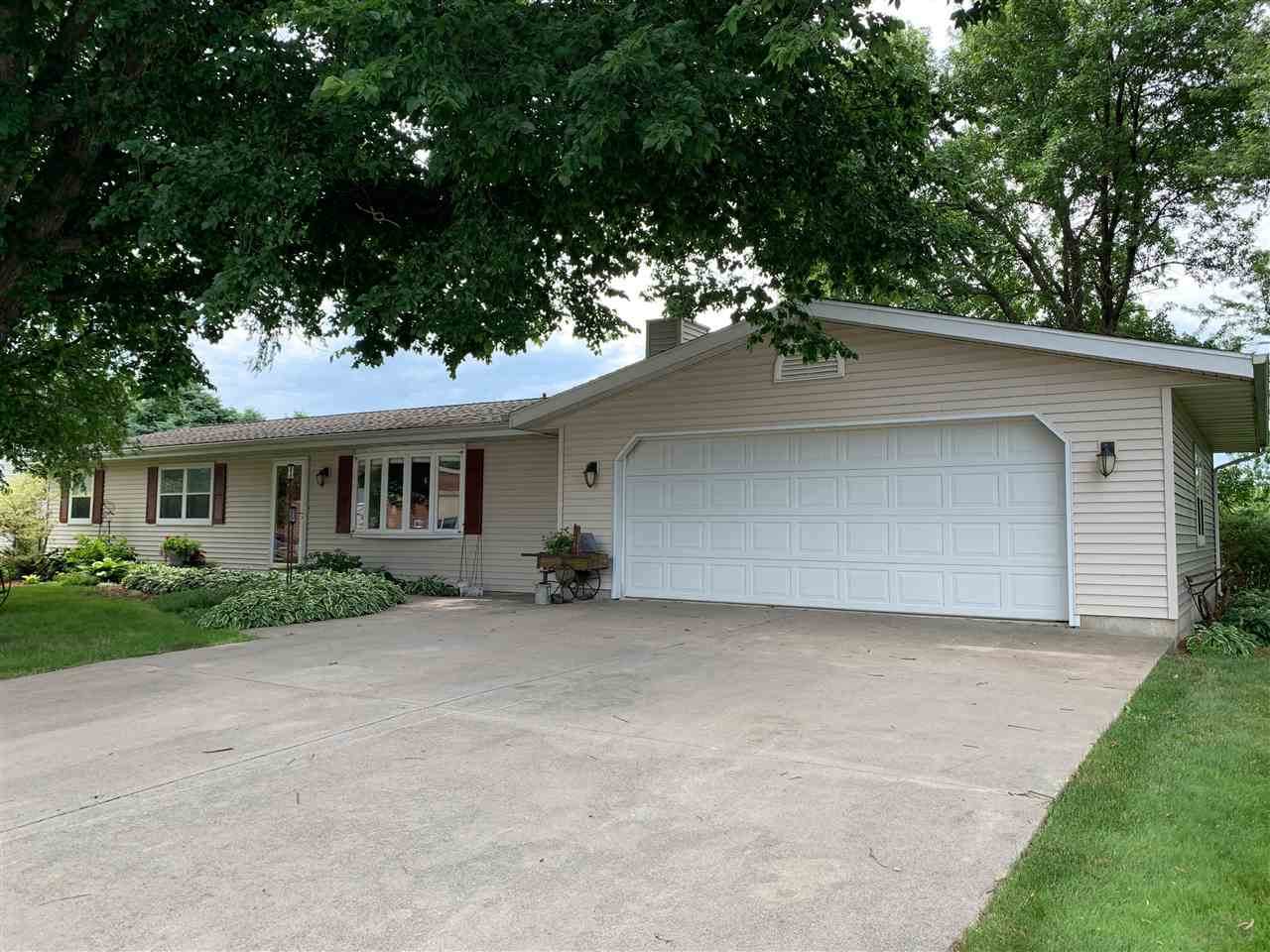 1039 Gray Street - Photo 1