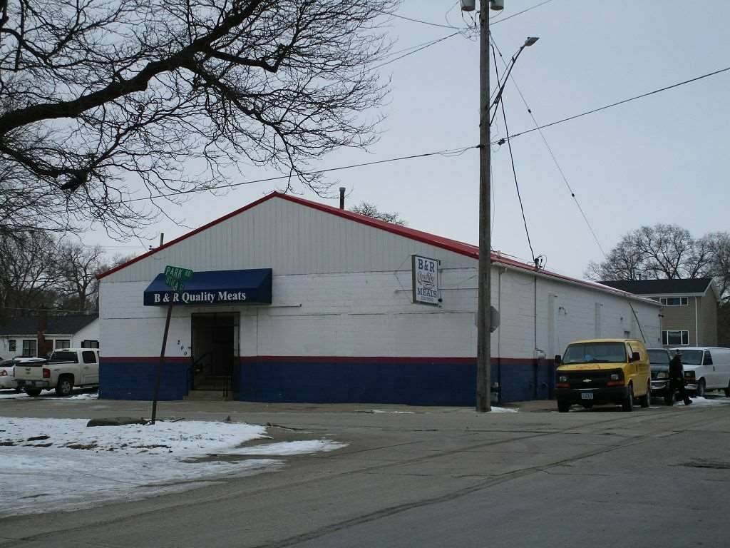 200 Park Road - Photo 1