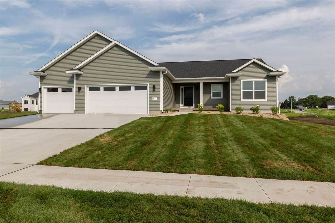 1745 Waxwing Way - Photo 1