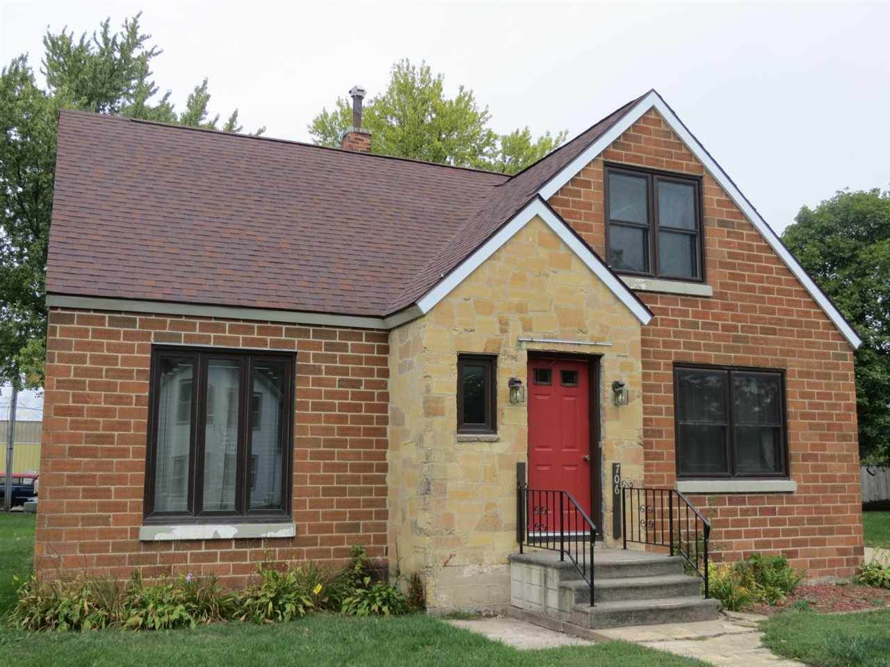 706 Parriott St - Photo 1