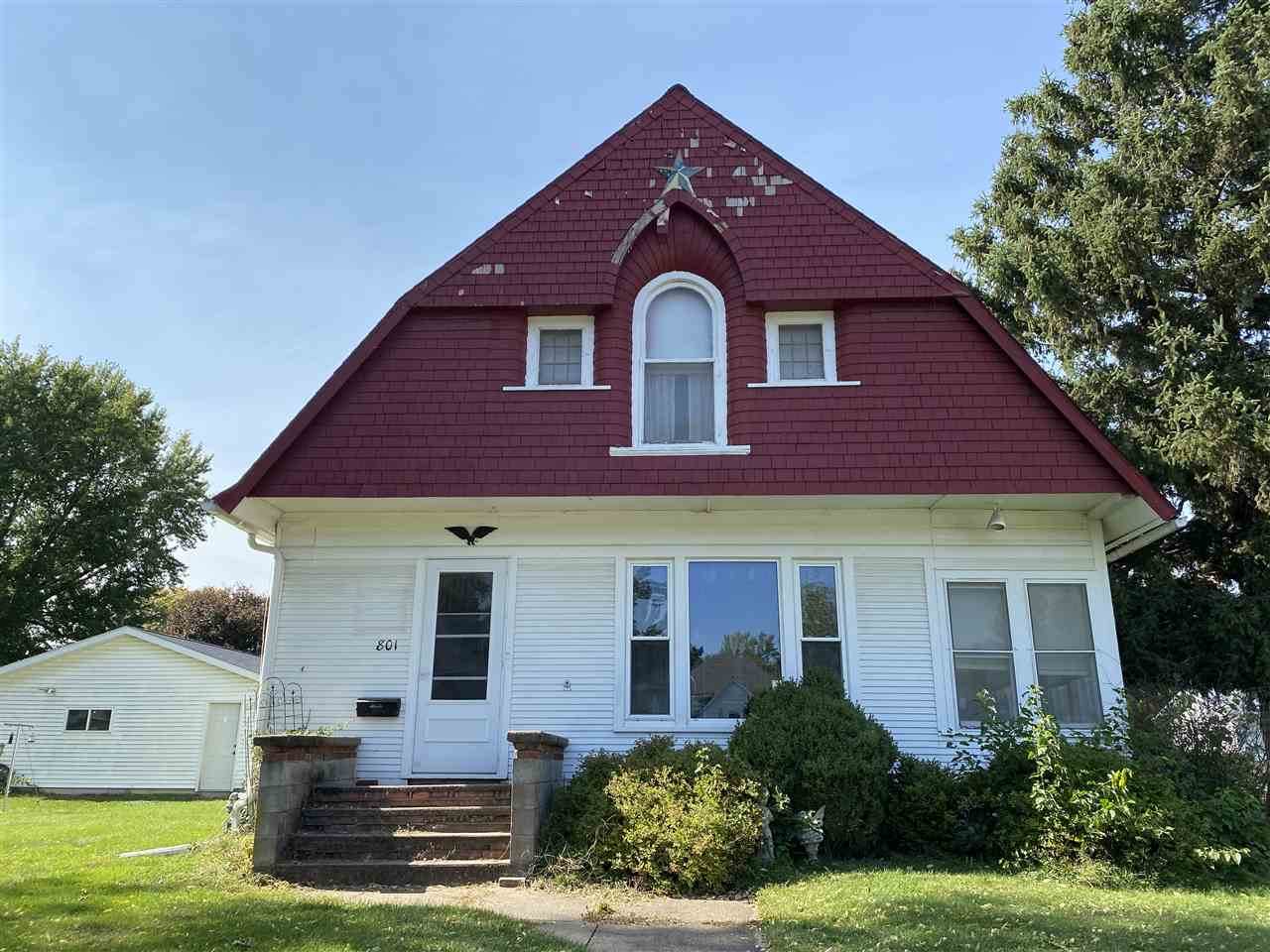801 Sycamore Street - Photo 1