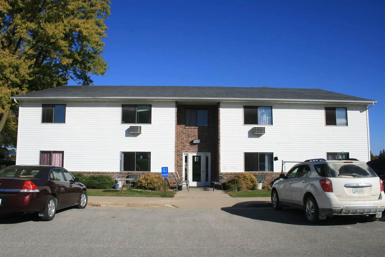105 6 Avenue - Photo 1