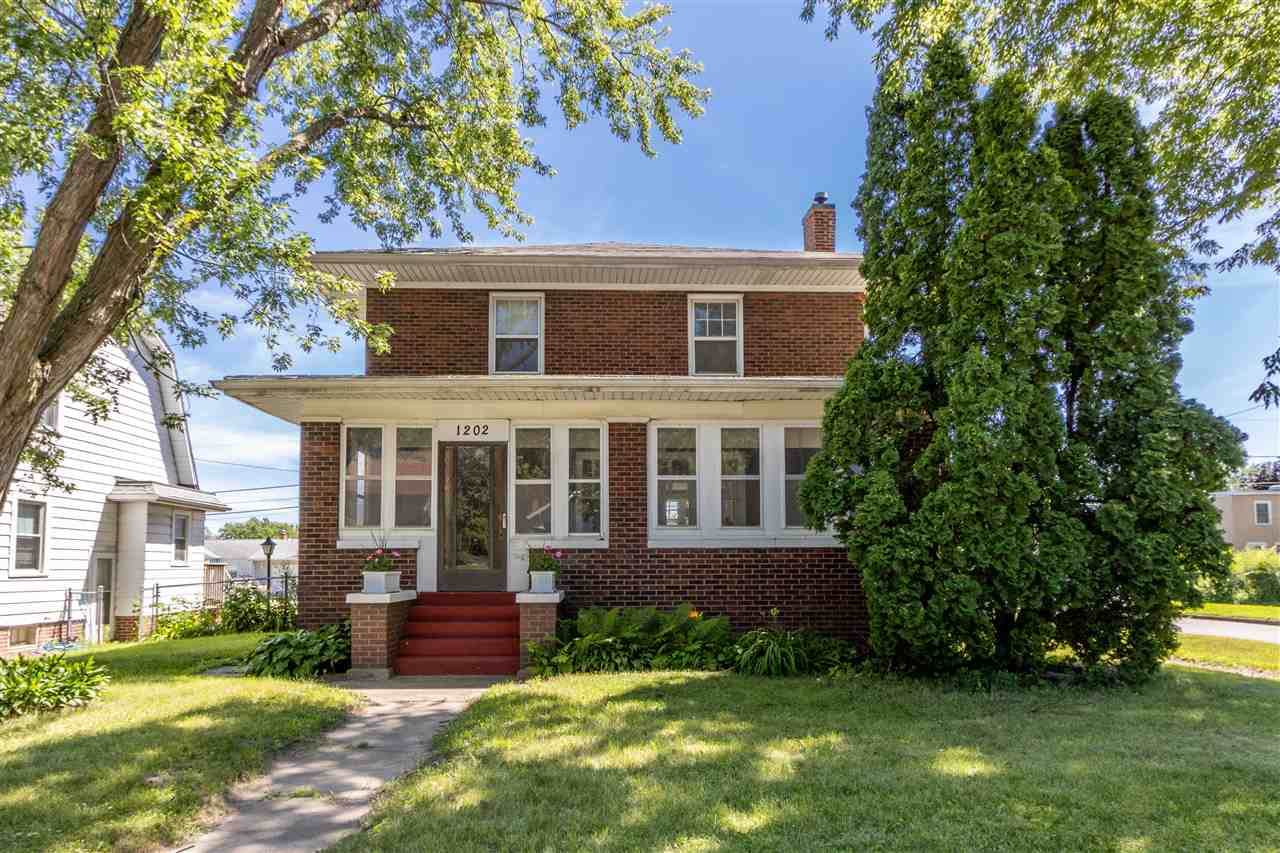 1202 Independence Avenue - Photo 1