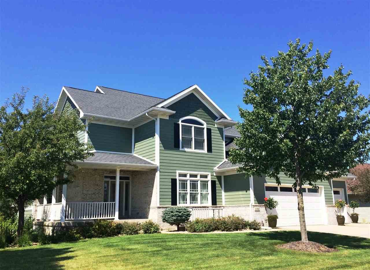 1102 Lake Ridge Drive - Photo 1