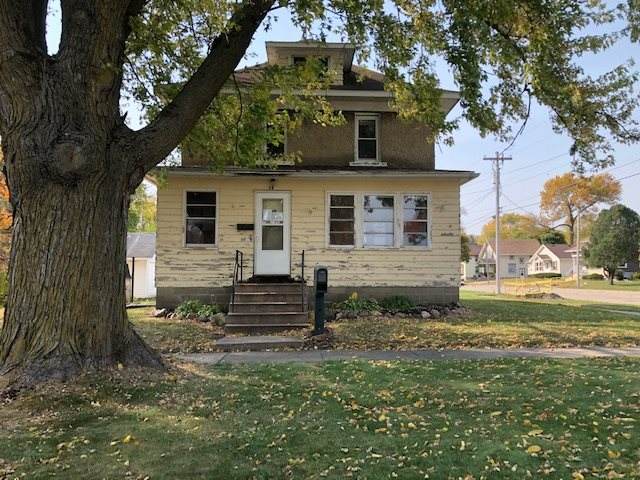 16 Sherman Avenue - Photo 1