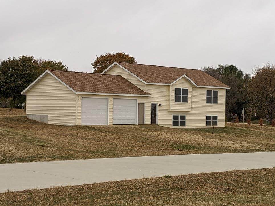 104 Langreck Lane - Photo 1