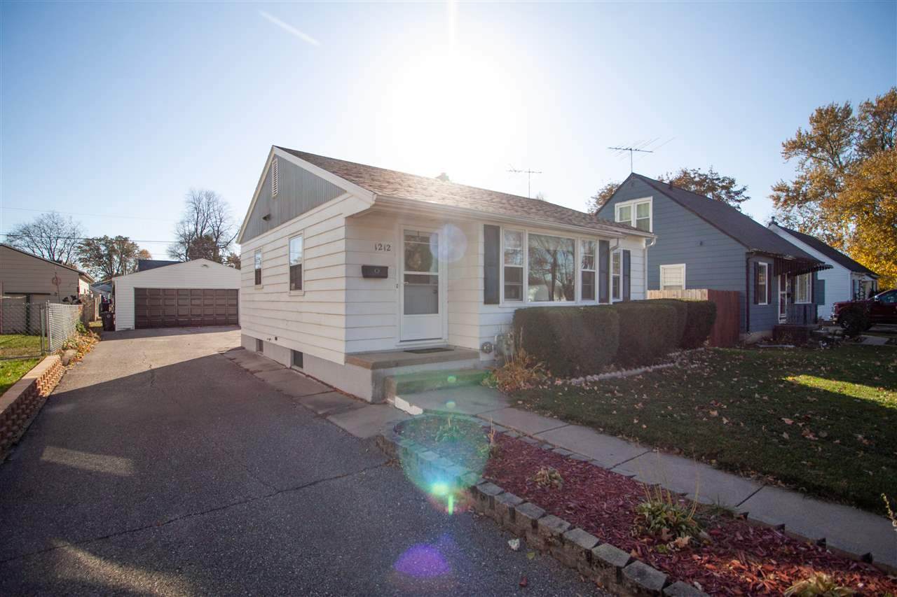 1212 Byron Avenue - Photo 1