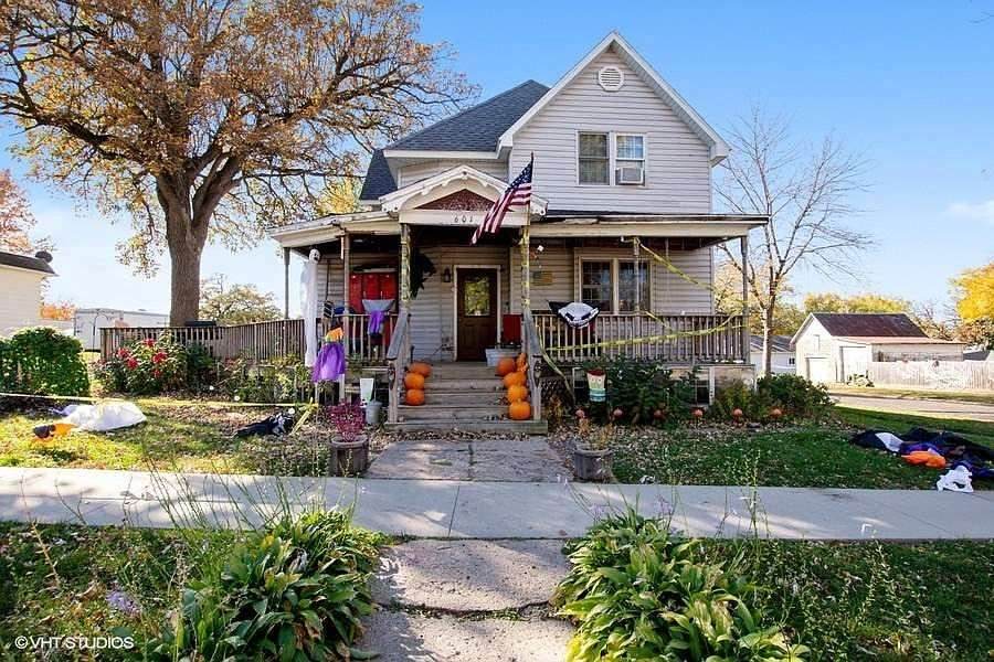 601 4th Street - Photo 1