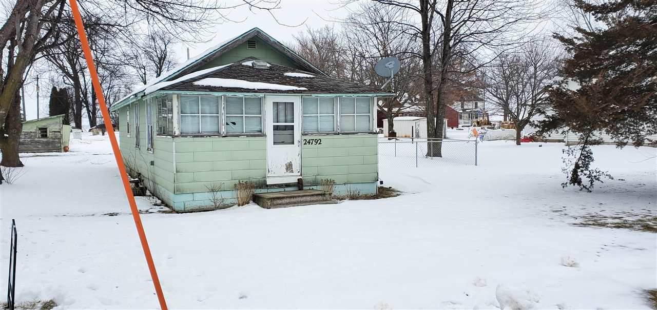 24792 Pleasant Street - Photo 1