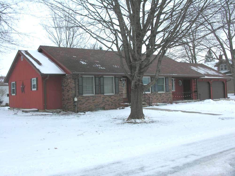 209 2nd Street - Photo 1