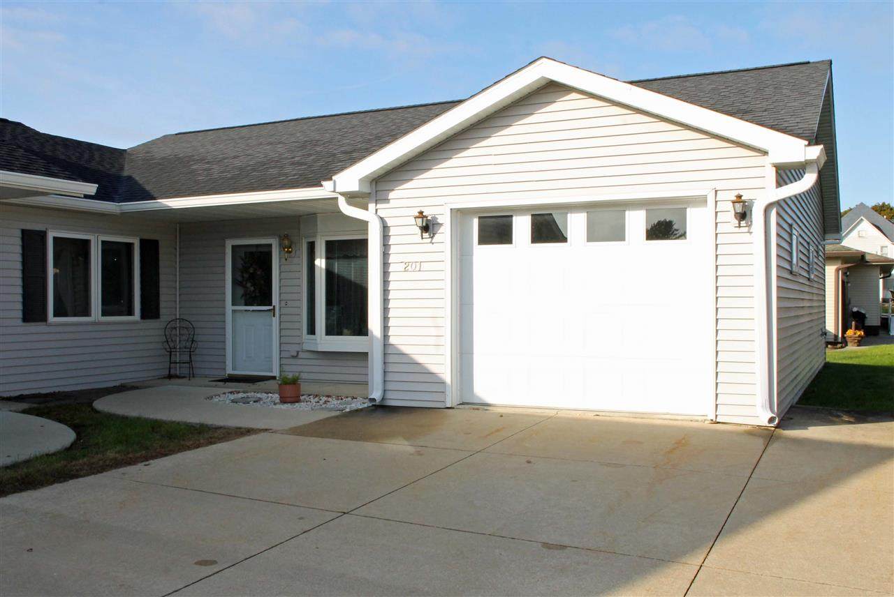201 Ridge Street - Photo 1