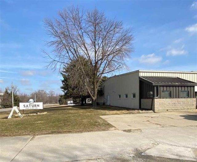 2920 Janet Drive - Photo 1