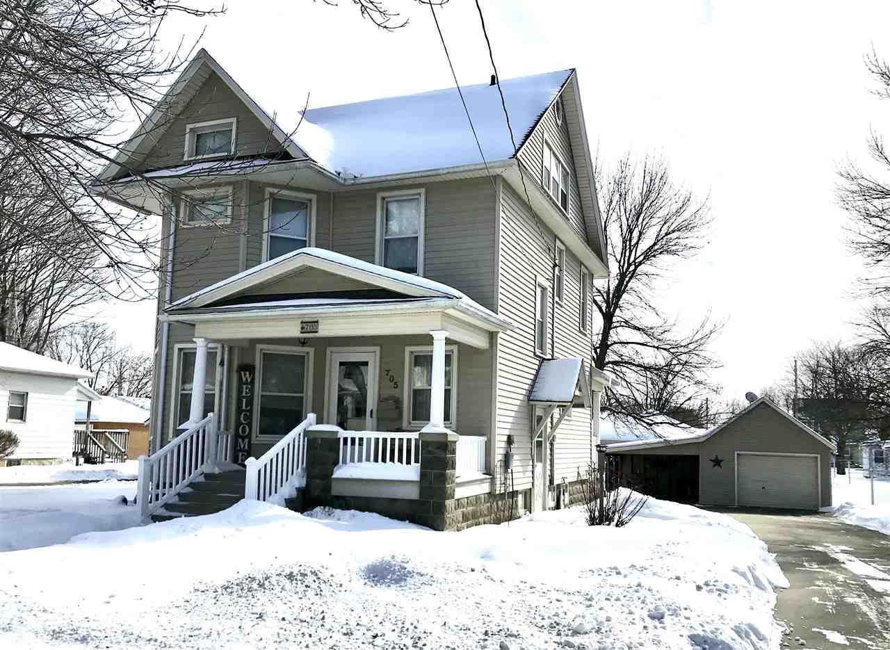 705 Main Street - Photo 1