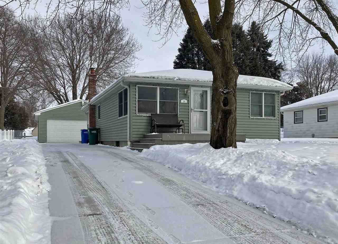 210 Eagle Street - Photo 1