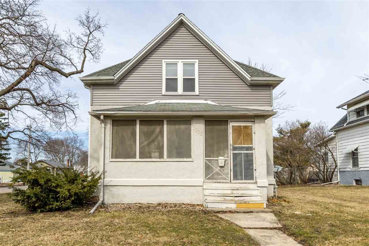 1003 Bertch Avenue - Photo 1