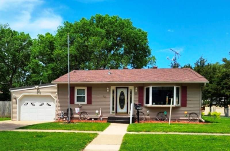 807 Iowa Street - Photo 1