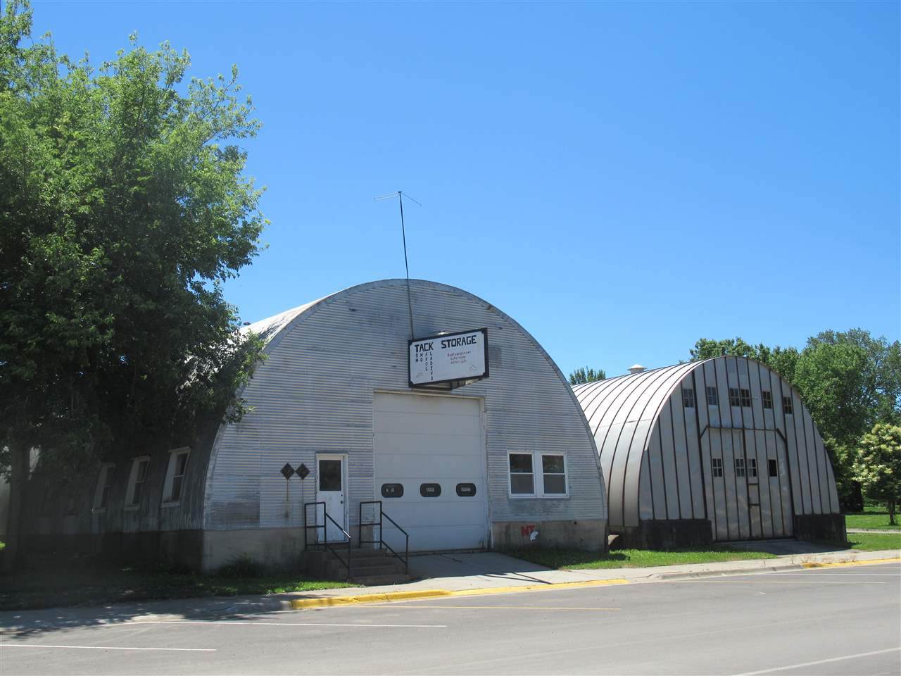 403 2nd Street - Photo 1