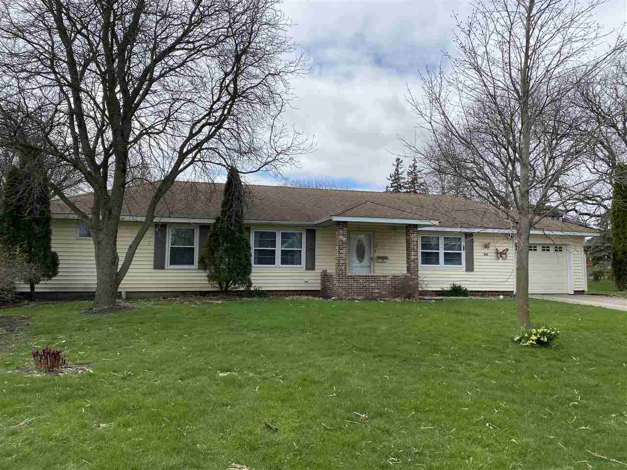 107 Maple Street - Photo 1
