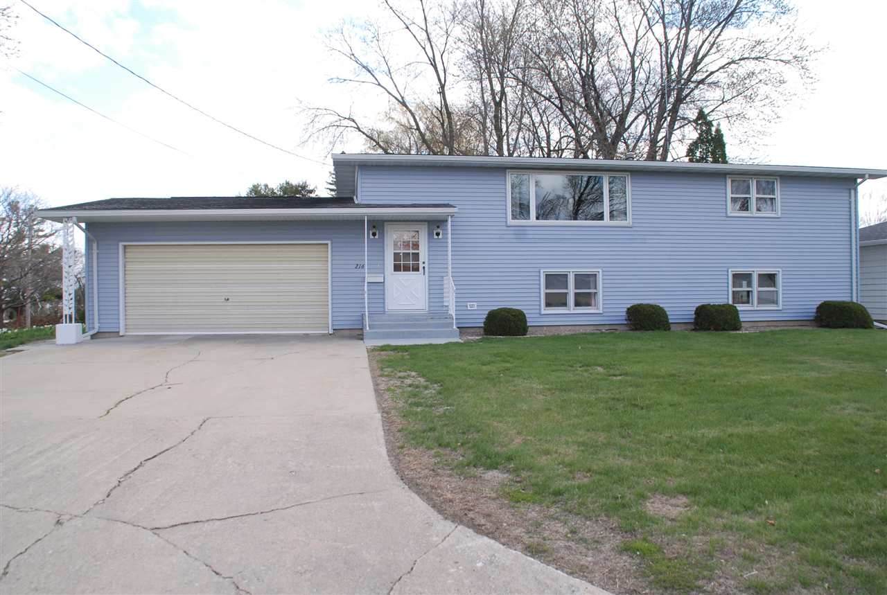 216 Auburn Street - Photo 1