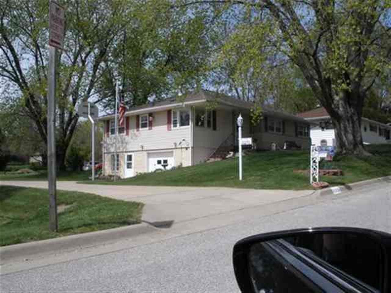 115 Amity Drive - Photo 1