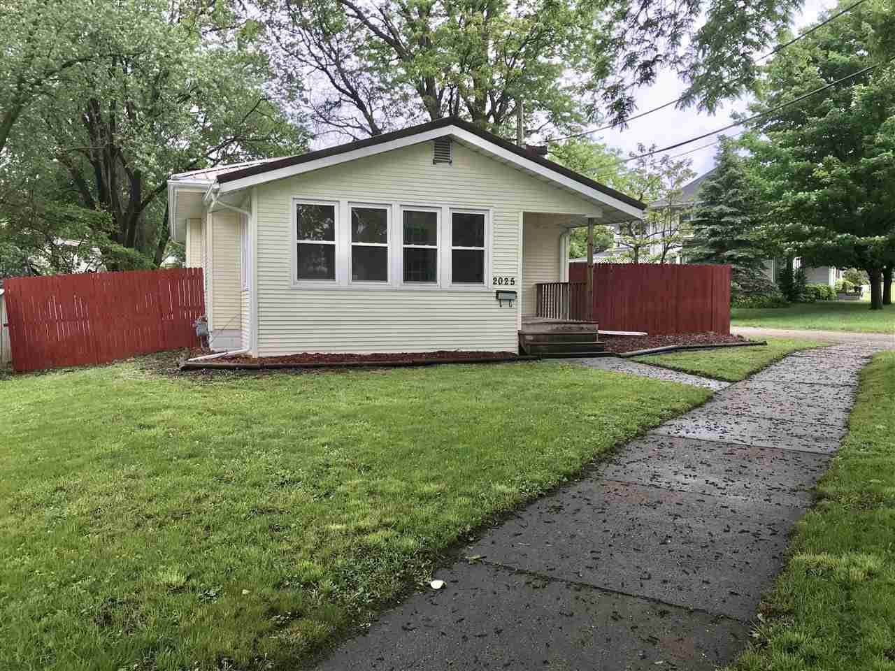 2025 4th Street - Photo 1