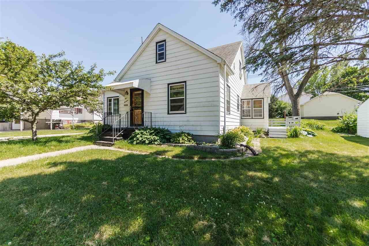 514 2nd Ave Ne - Photo 1