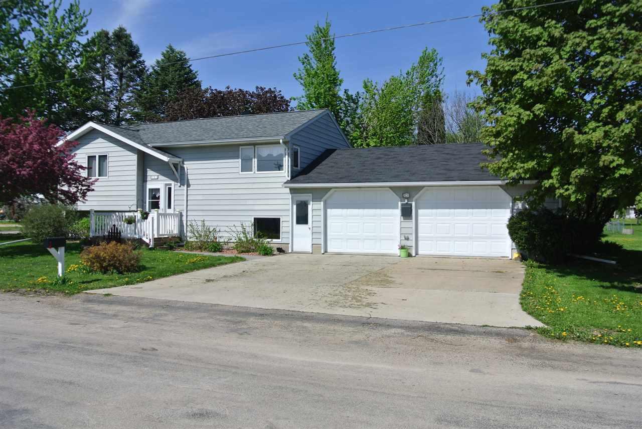 205 14th Street - Photo 1