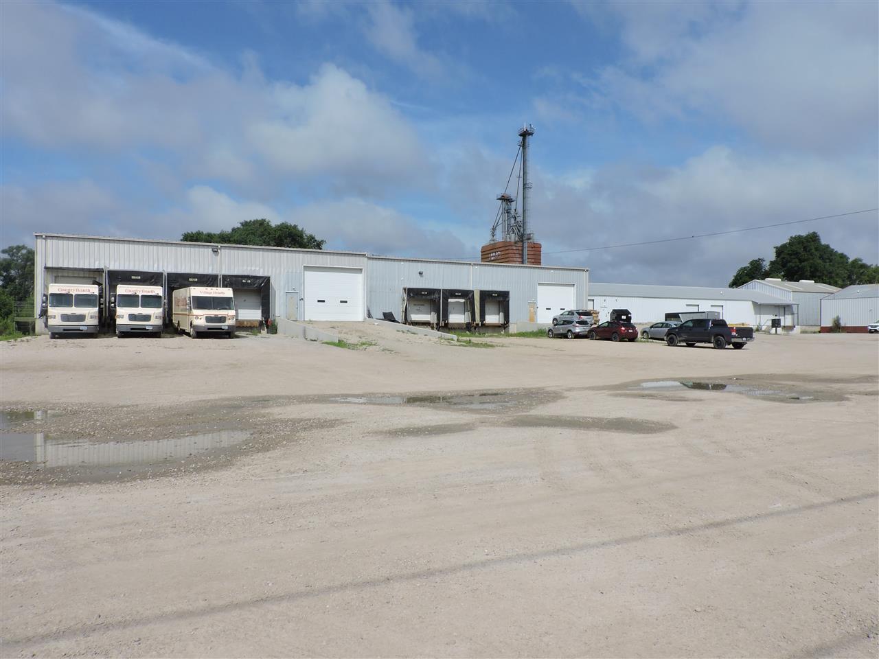 1050 Sheffield Avenue - Photo 1