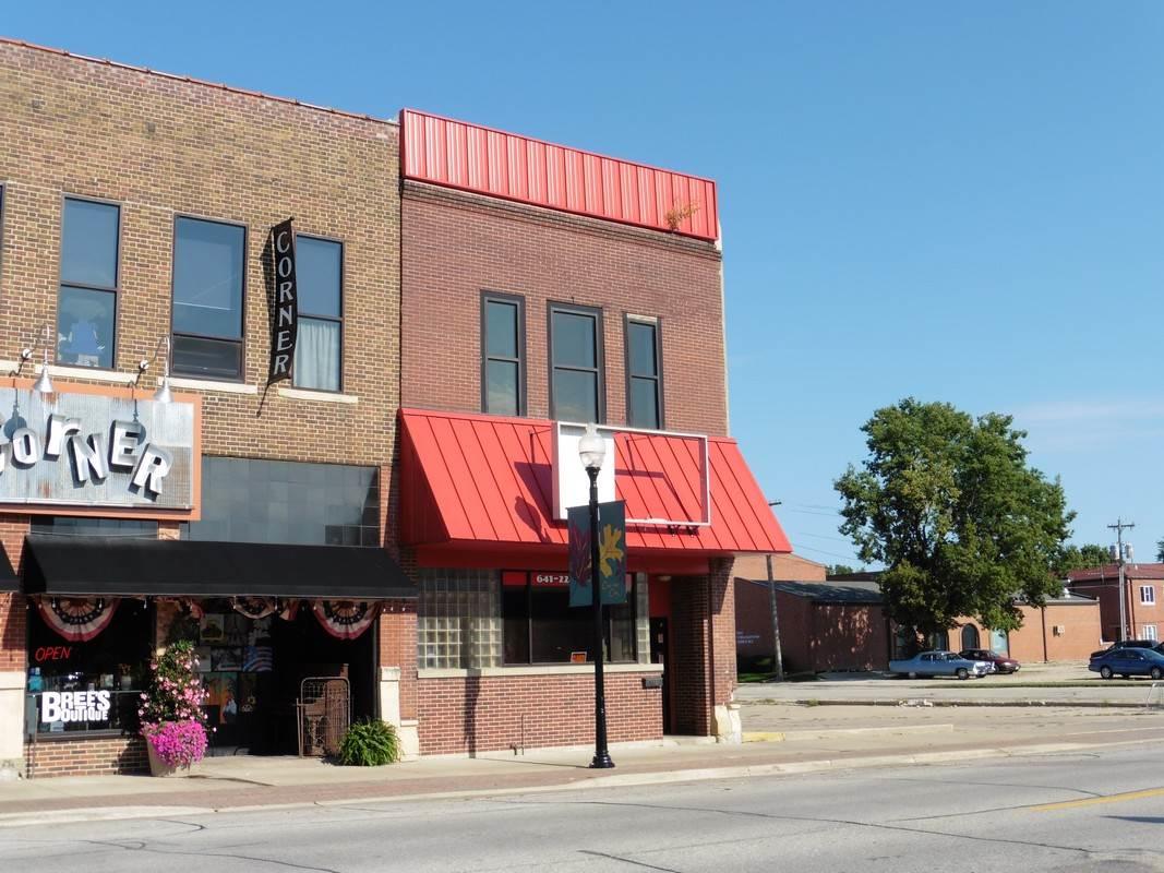 417 Main Street - Photo 1