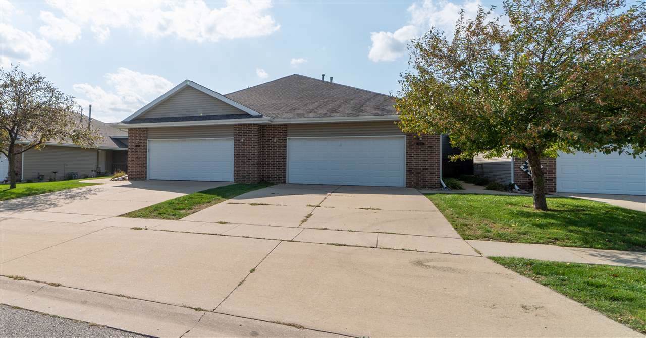 1404 Aspen Drive - Photo 1