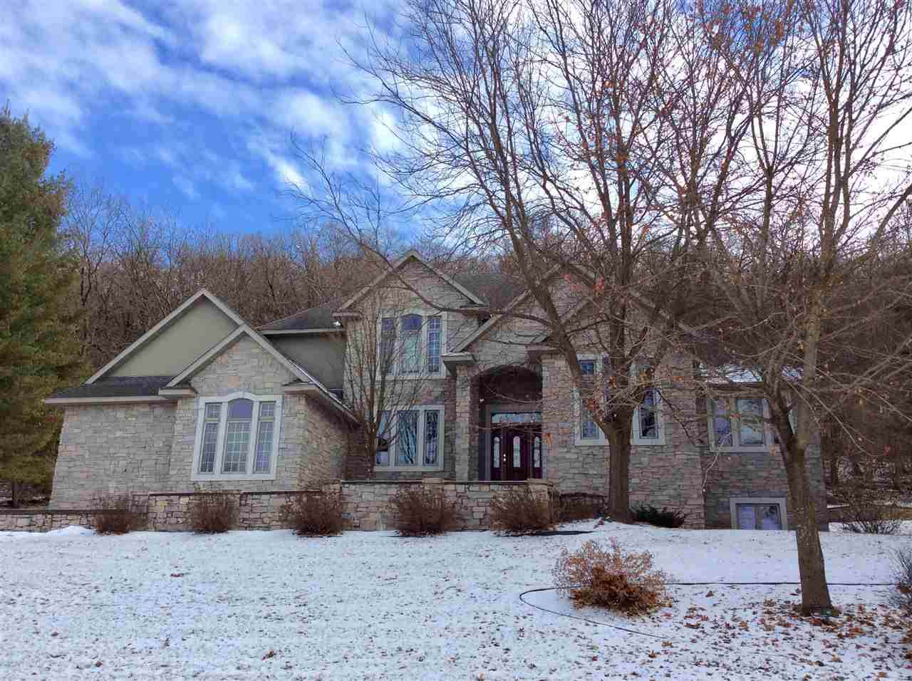 2550 Eastwood Road - Photo 1