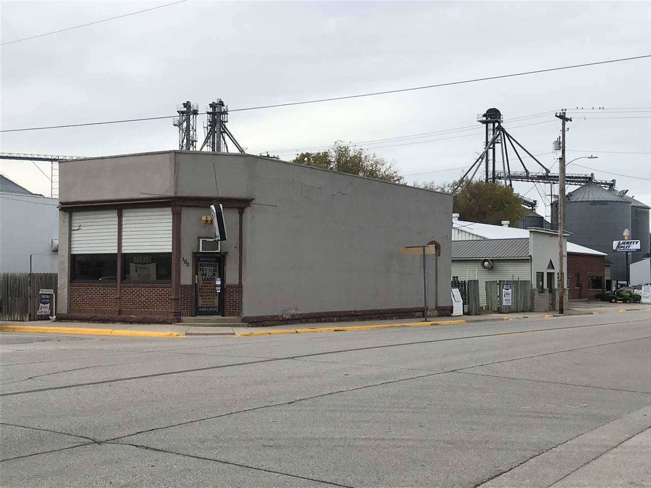 100 4th Street - Photo 1