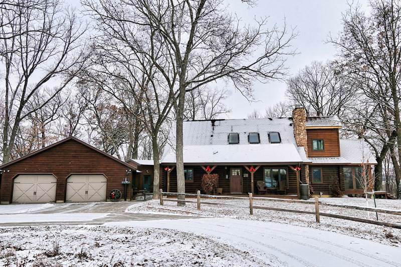 1378 Canoe Ridge Road - Photo 1
