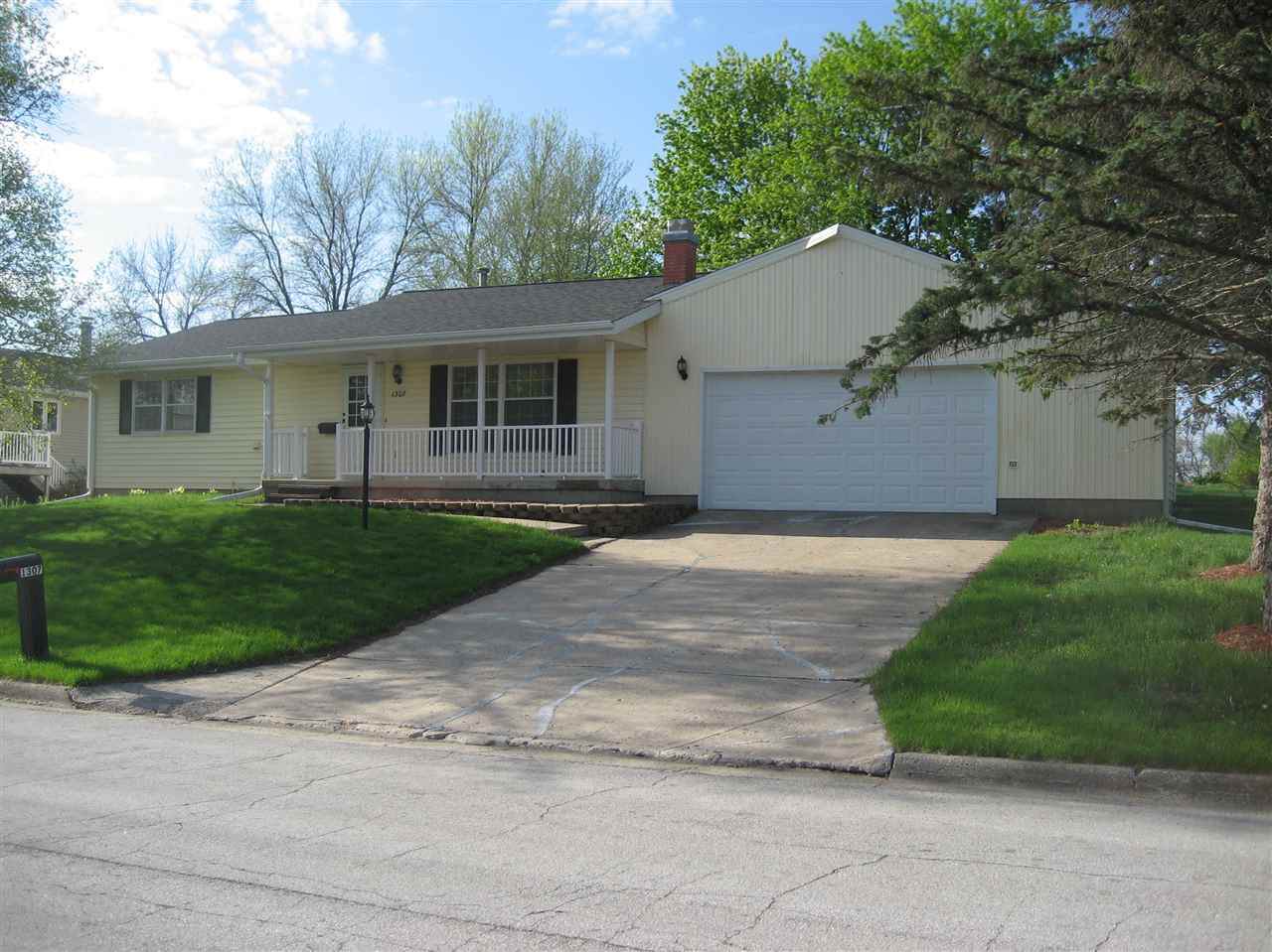 1307 Circle Dr. Circle - Photo 1
