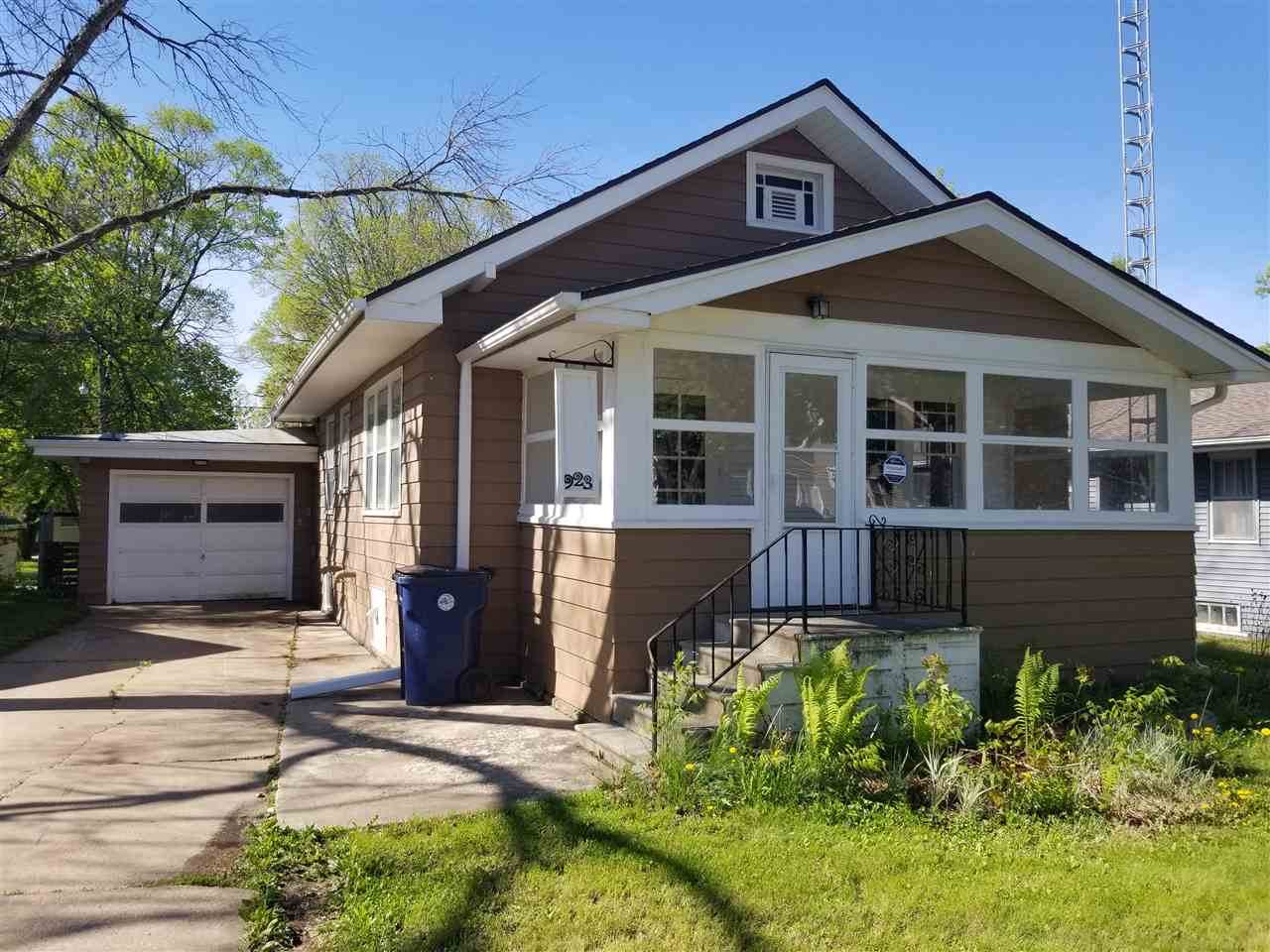 923 Kern Street - Photo 1