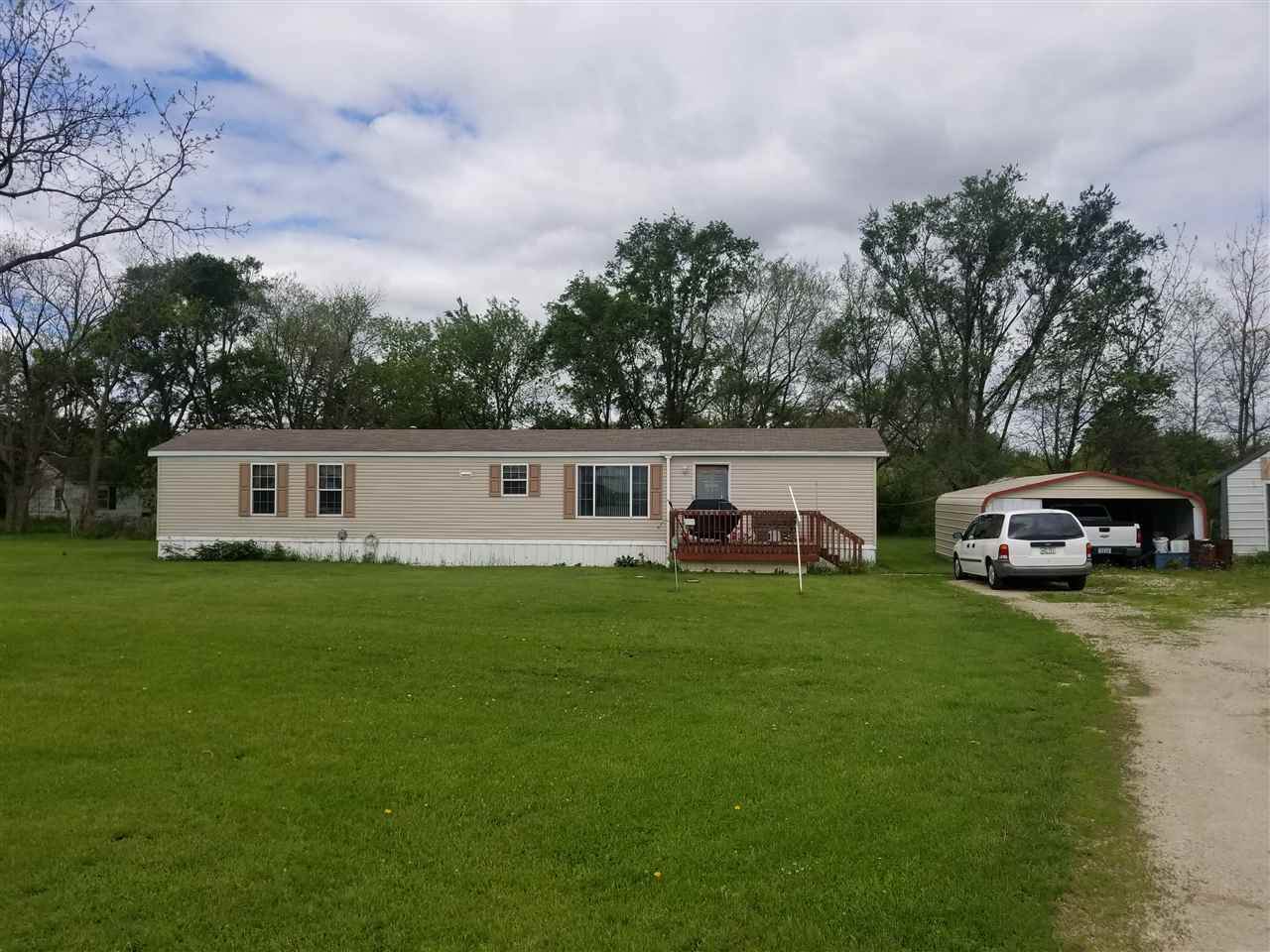 2757 Beaumont Avenue - Photo 1