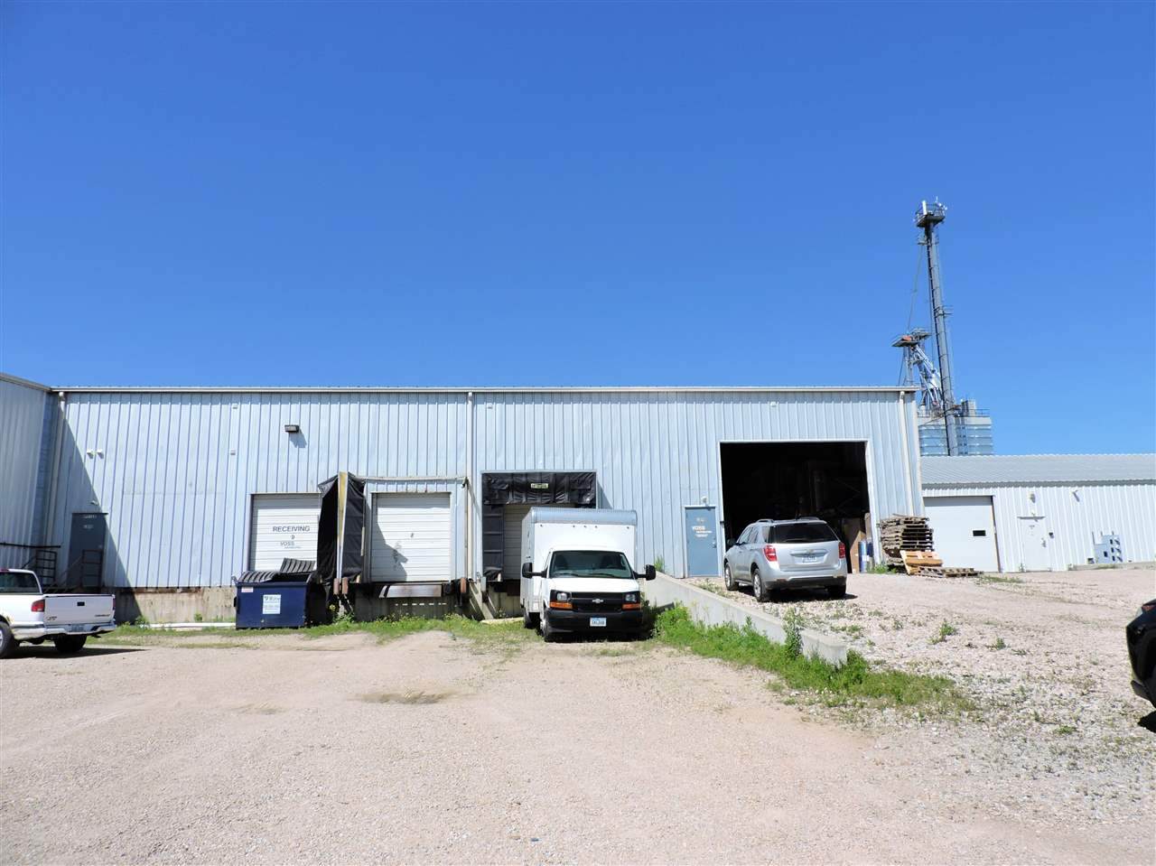 1050 Sheffield Avenue - Photo 1