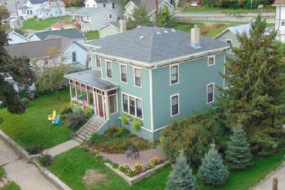 291 Front Street - Photo 1