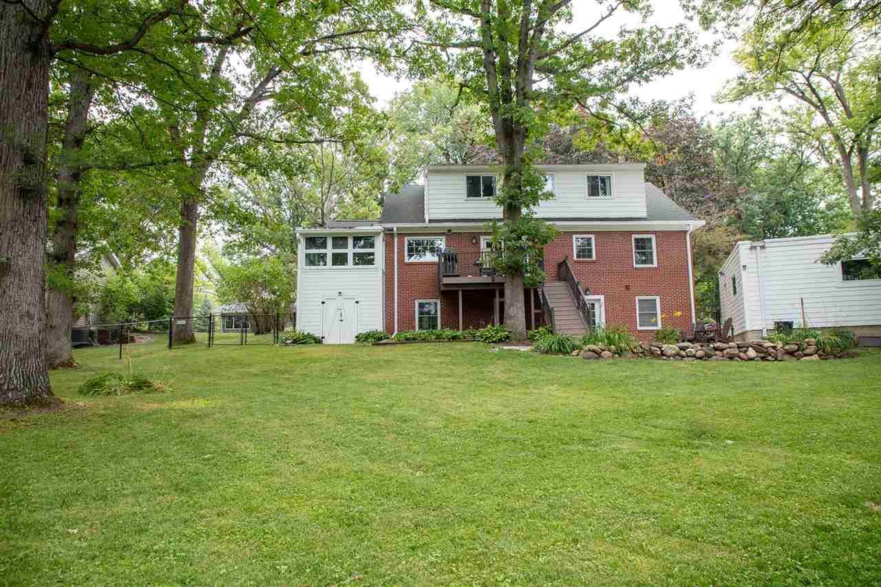 1521 Cherry Lane - Photo 1