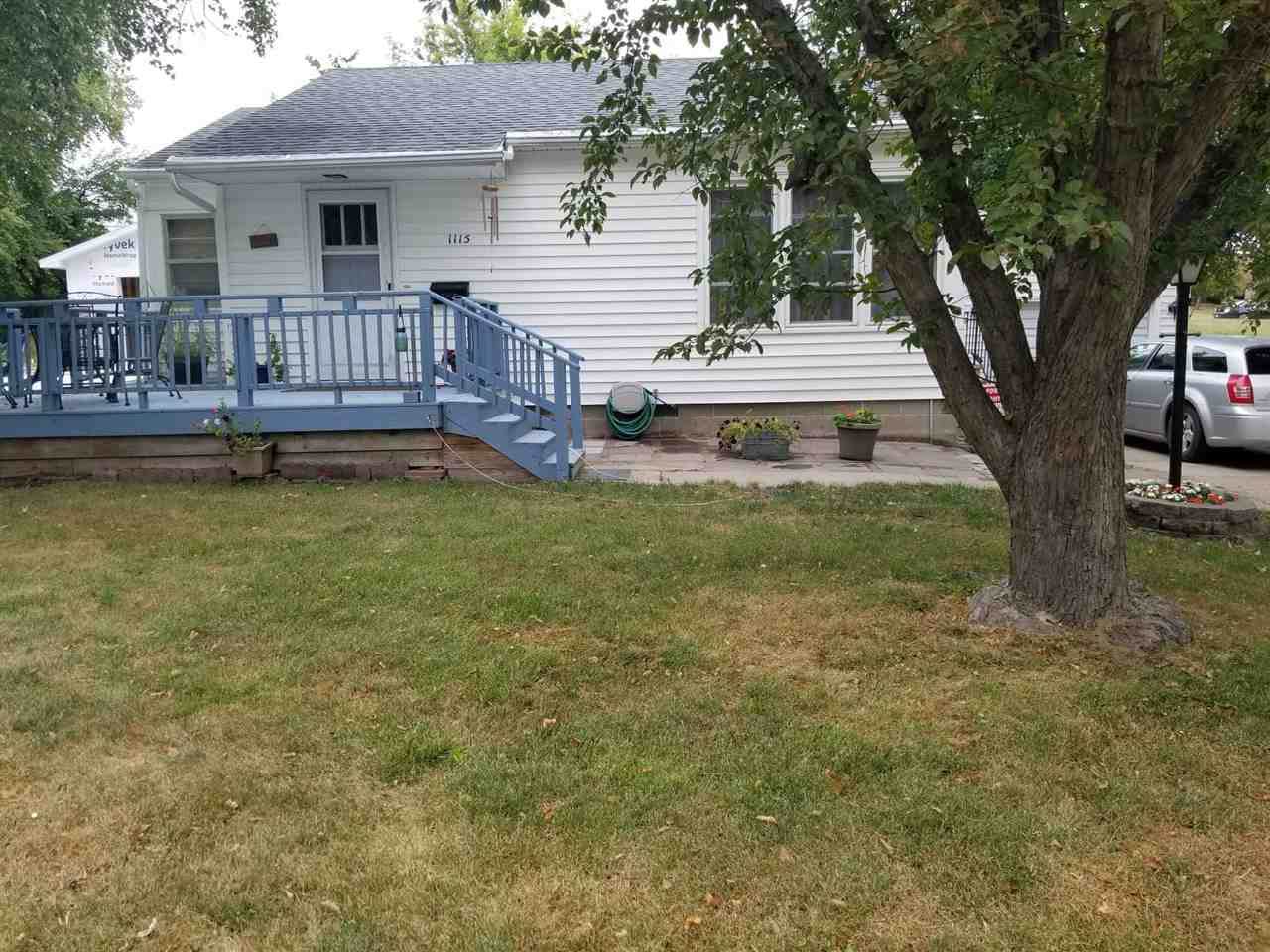 1115 7 Street - Photo 1