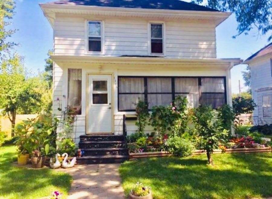 1315 Hawthorne Avenue - Photo 1