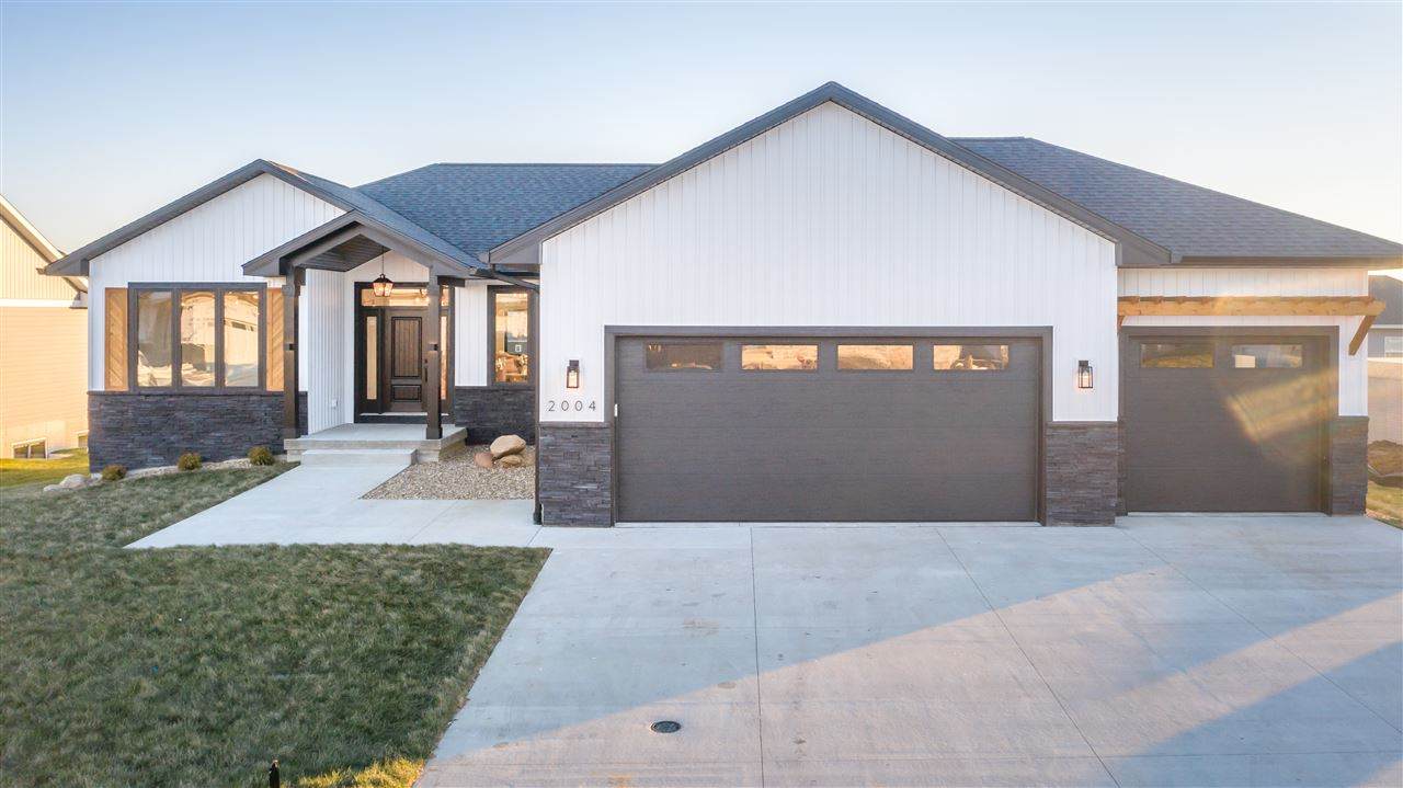 2004 Ashworth Drive - Photo 1