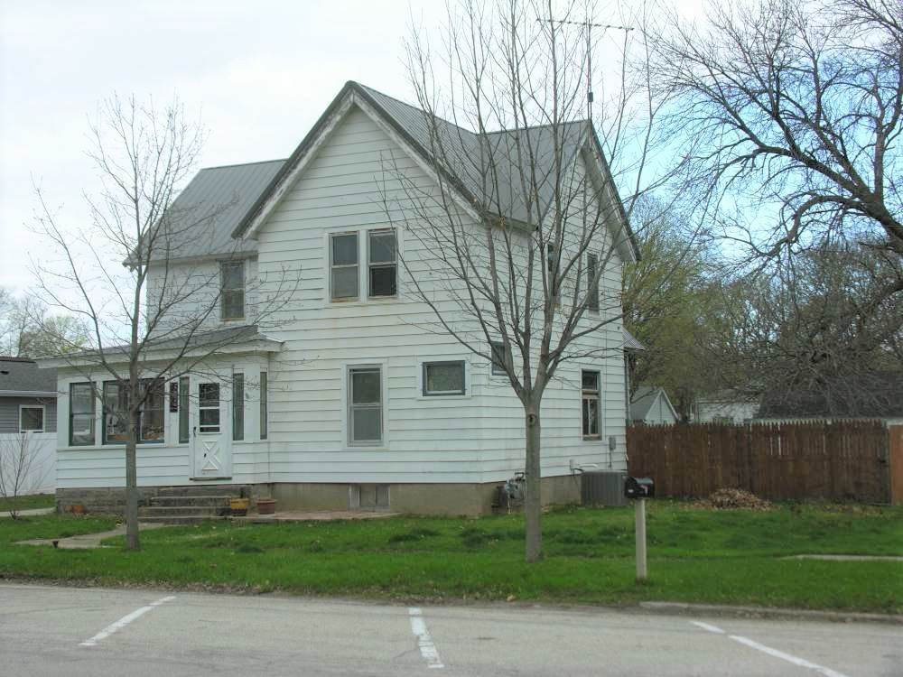 309 Main Street - Photo 1
