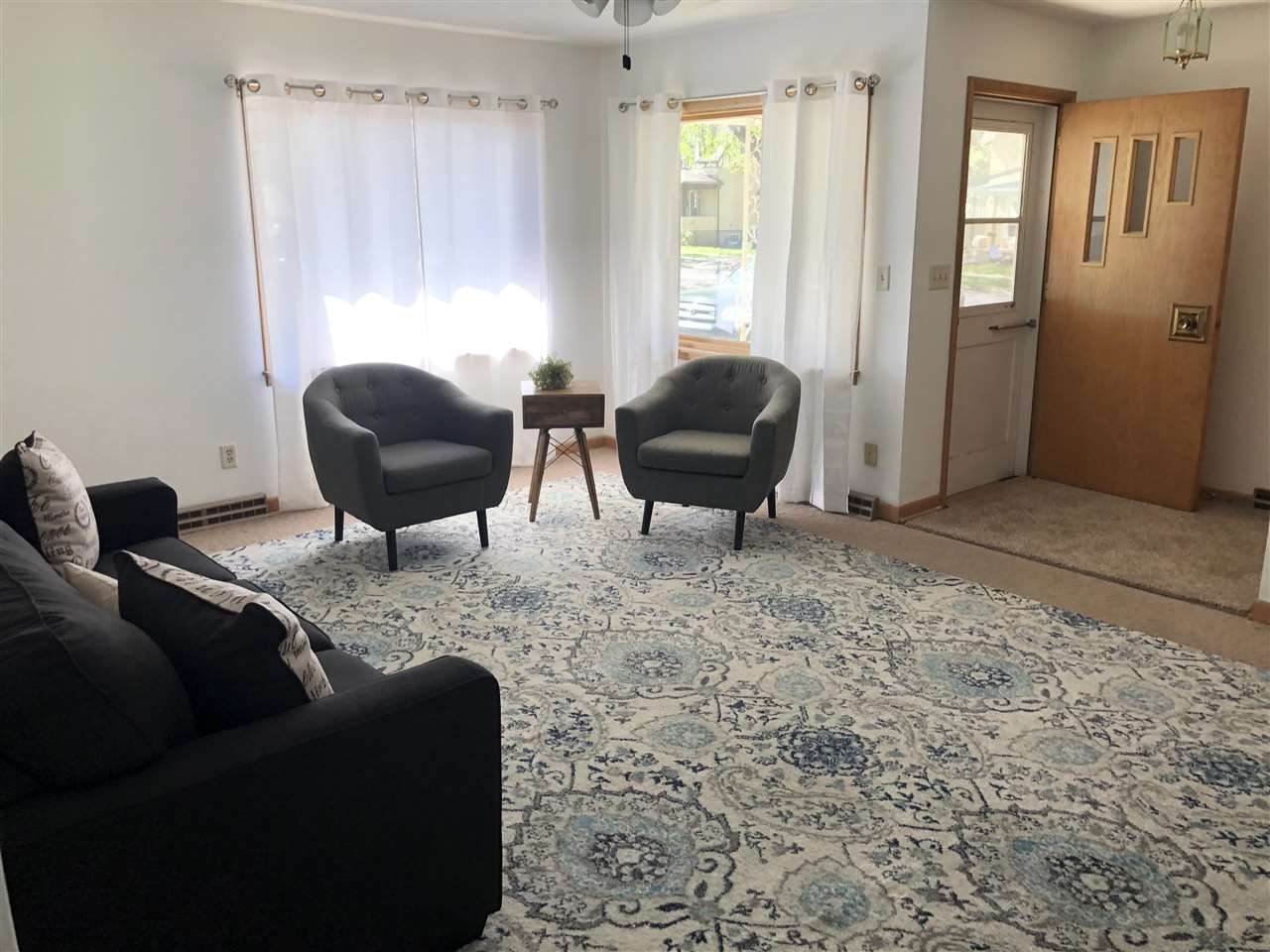 1103 Kelly Street - Photo 1