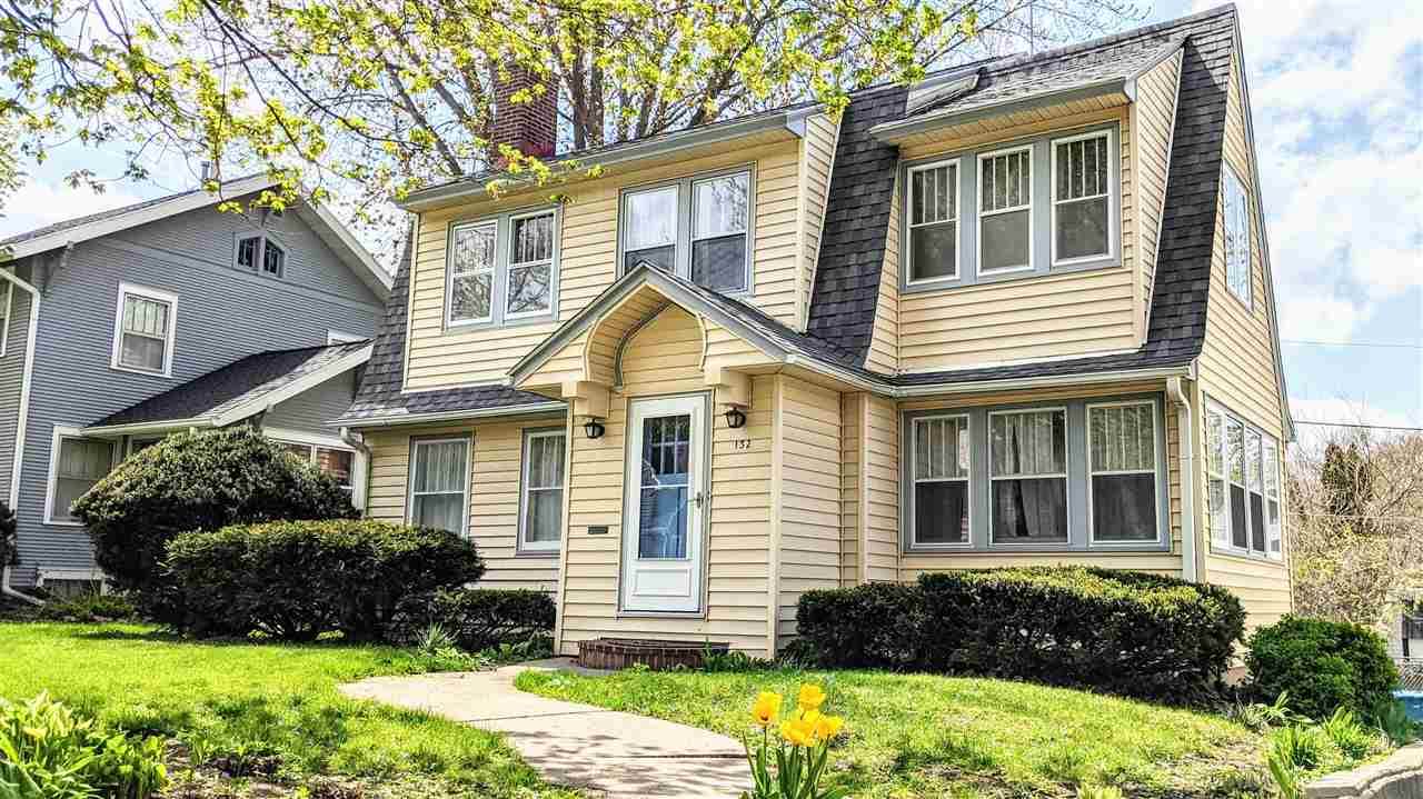 132 Lovejoy Avenue - Photo 1
