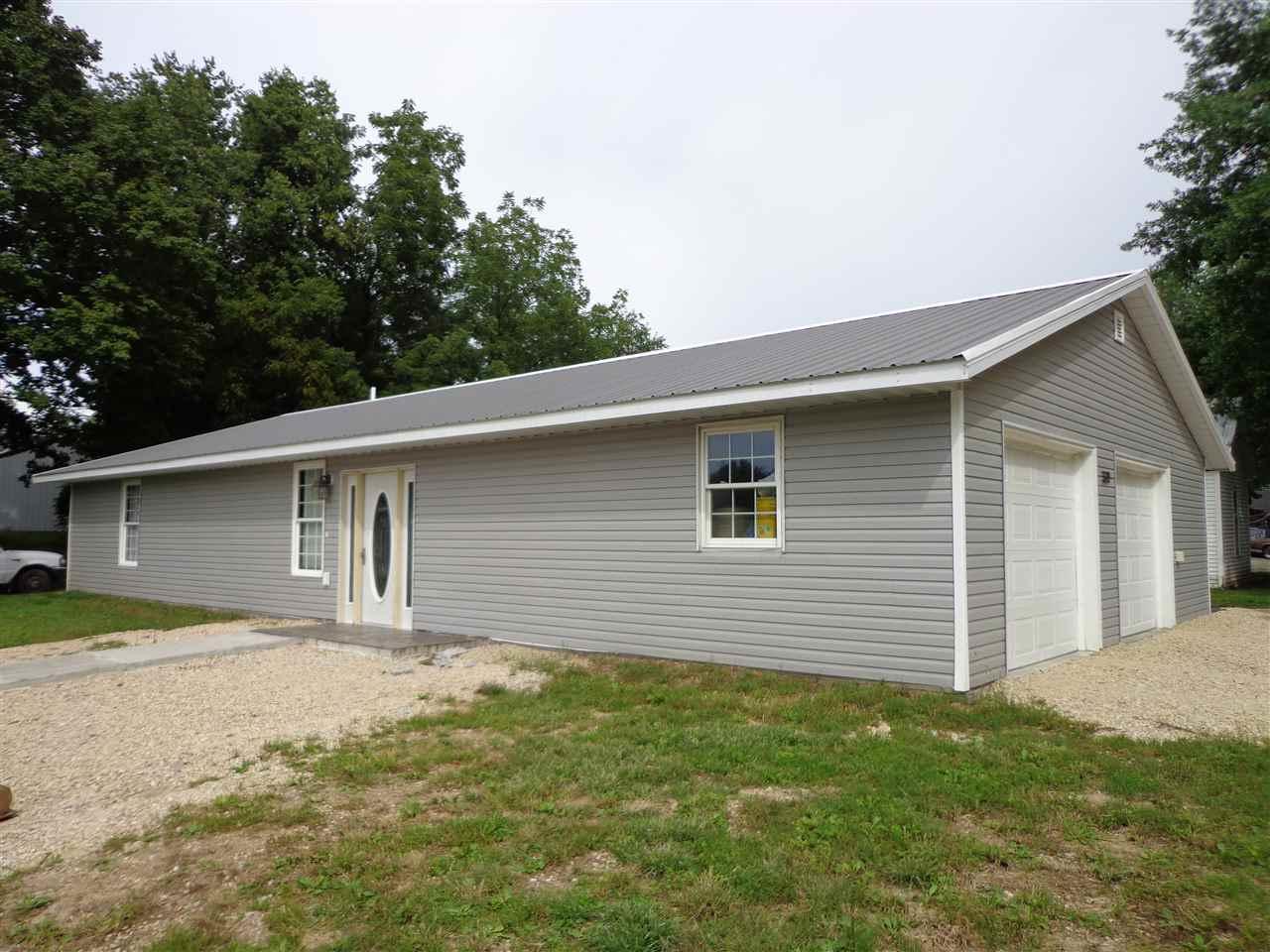 320 Weare - Photo 1