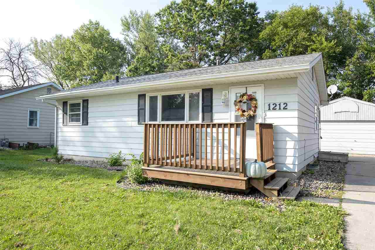 1212 Lilac Lane - Photo 1