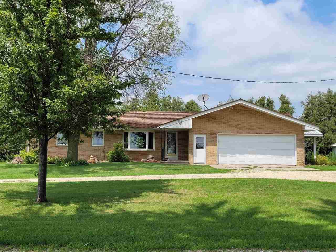 9846 L Ave. - Photo 1