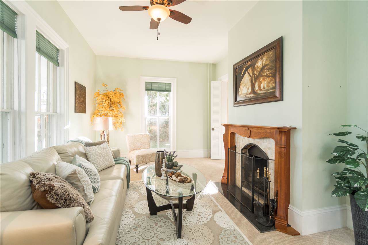 1107 Washington St. - Photo 1